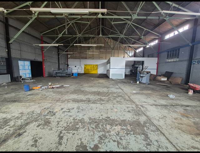 400M² WAREHOUSE TO LET IN LUIPAARDSVLEI